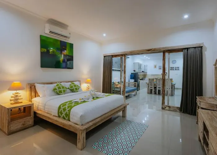 Cathy, - Private 3 Bedroom Pool Villa! Villa Seminyak