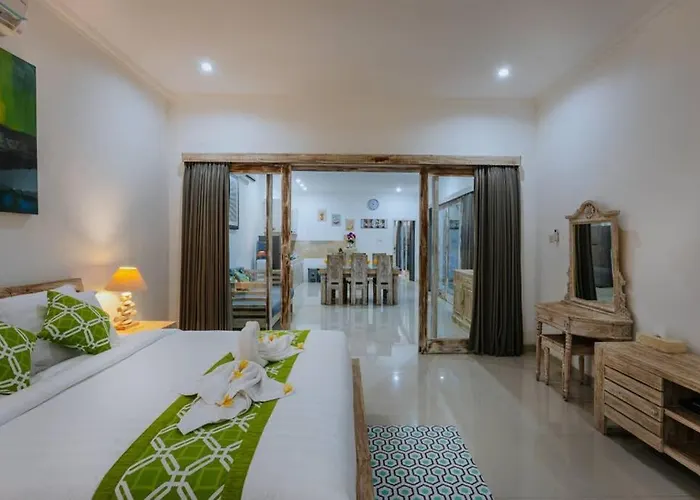 Cathy, - Private 3 Bedroom Pool Villa!