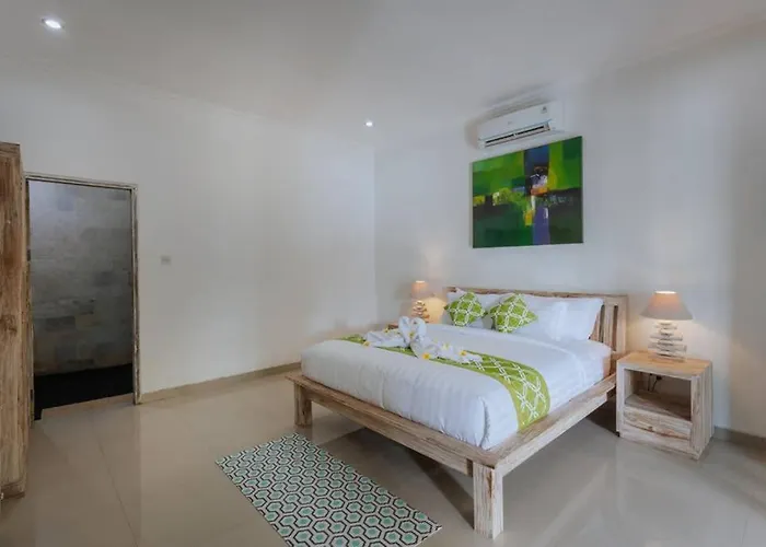 Cathy, - Private 3 Bedroom Pool Villa! Seminyak